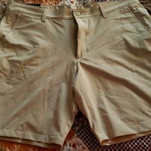 Mens golf shorts